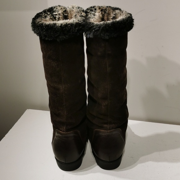 AQUATALIA Women's Suede Winter Snow Boots - Picture 4 of 9
